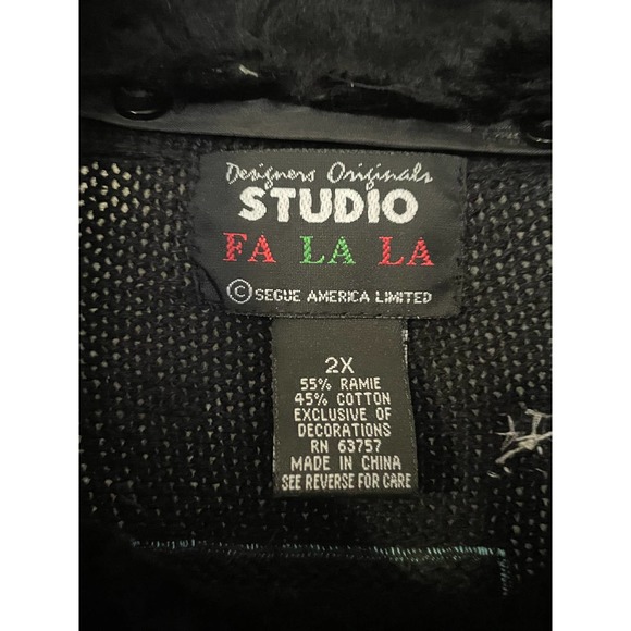 Christmas Cardigan size 2x with removable collar - Picture 2 of 4